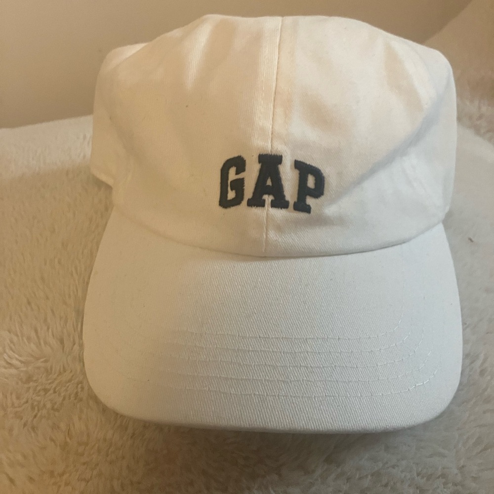 NWOT White Gap Hat
